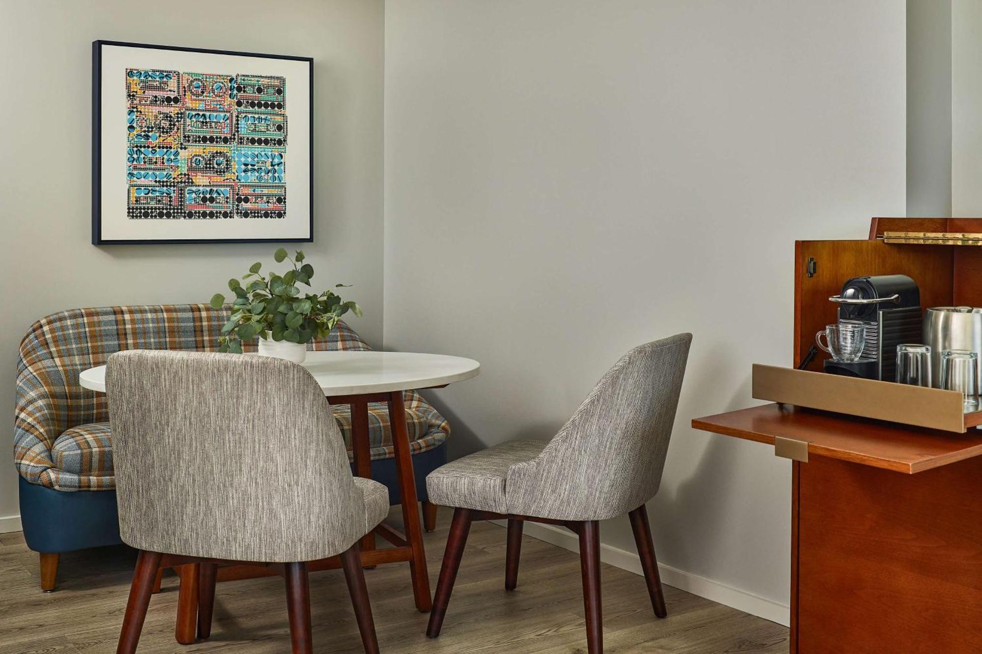 The Bankers Alley Hotel Nashville, Tapestry Collection By Hilton Bagian luar foto